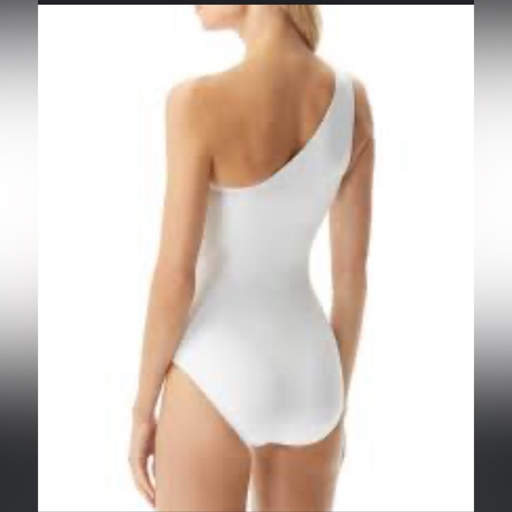 NWT laundry by Shelli Segal bathing suit
